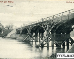 Drewniany most.